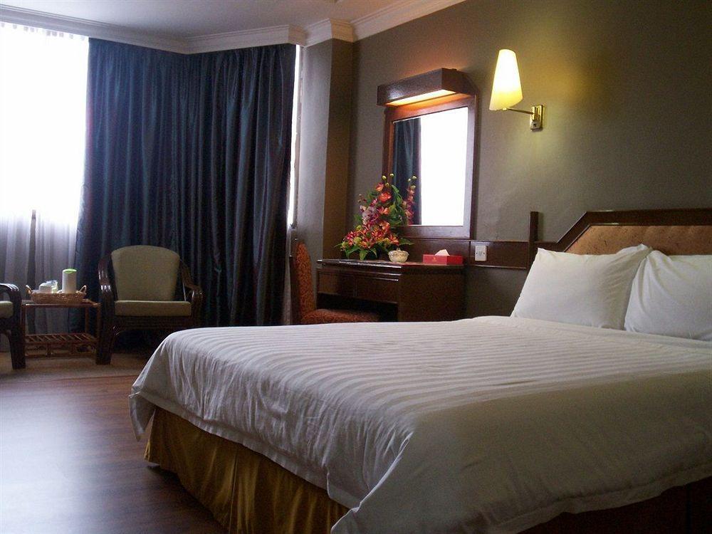 Hotel Grand Crystal Алор-Стар Екстер'єр фото